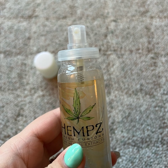 Hempz Citrine Crystal & Quartz Body/Hair Mist - Picture 5 of 5